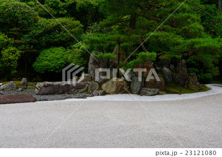 金地院 鶴亀の庭園 鶴島 金地院 鶴亀の庭園 鶴島 23121080