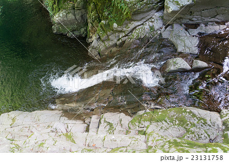 上から見た赤目四十八滝、三重県、日本 23131758