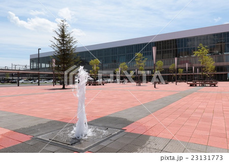 噴水と旭川駅前広場。 噴水と旭川駅前広場。 23131773