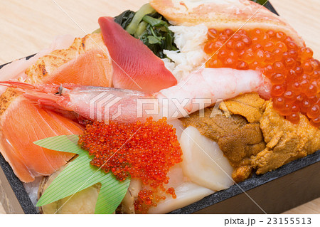 海鮮丼 23155513