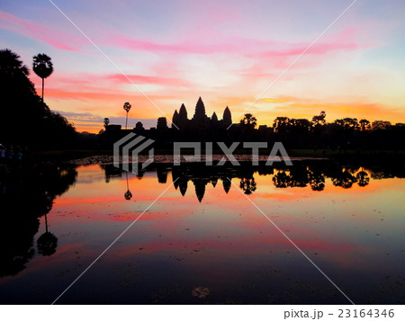 アンコールワットの朝焼け 23164346