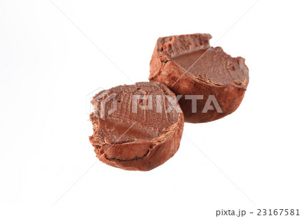 chocolate truffle 23167581