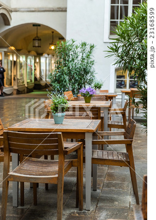 outdoor cafe in Graz 23168599