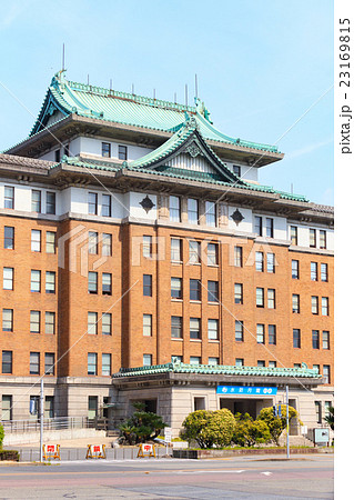愛知県庁 本庁舎 -名古屋城大天守風屋根を乗せた帝冠様式の重要文化財- 23169815