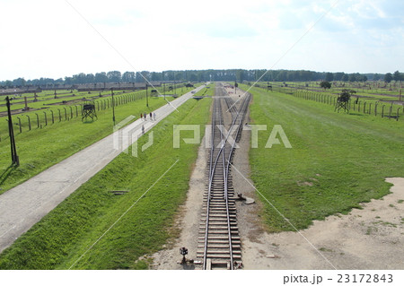 アウシュヴィッツ・ビルケナウ強制収容所 23172843