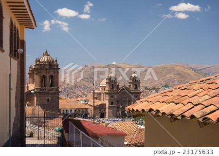 Cityscape of Cusco, Peru, with clear sky Cityscape of Cusco, Peru, with clear sky 23175633