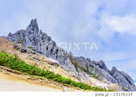 夏雲とオベリスク 23176314