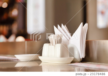 cafe 23178486