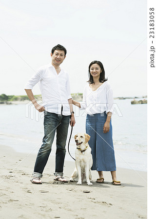 家族のポートレイト 23183058