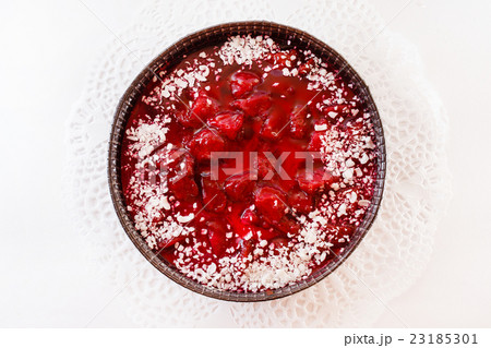 berry cake berry cake 23185301