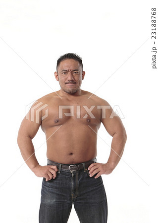パワフルな男性イメージ 23188768