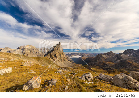 High altitude alpine landscape and scenic sky in autumn High altitude alpine landscape and scenic sky in autumn 23191765
