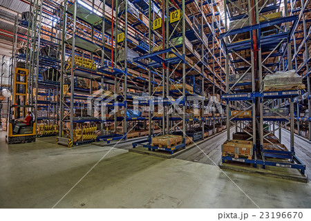 Large warehouse with tiered storage Large warehouse with tiered storage 23196670