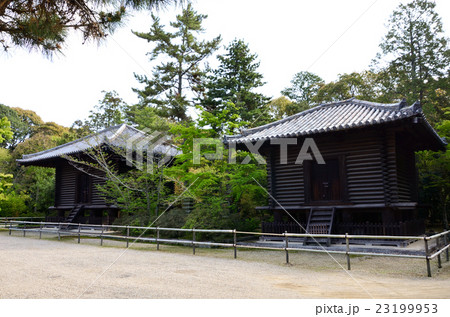 唐招提寺　経蔵・宝蔵　（2016.4） 23199953