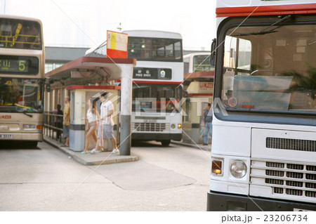 香港のバス停 23206734