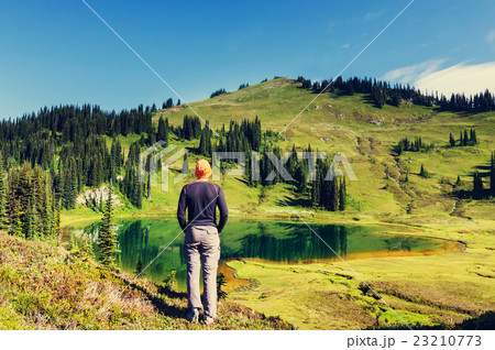 Hike Hike 23210773