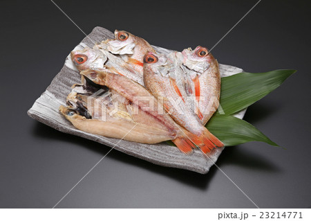 食材　魚　一夜干し　鯛　魚介類　干物　高級魚　一夜干し皿盛り　干物皿盛り 23214771
