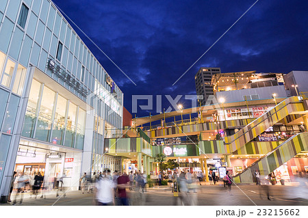 名古屋都市風景　金山総合駅　北口　夜景 23215662