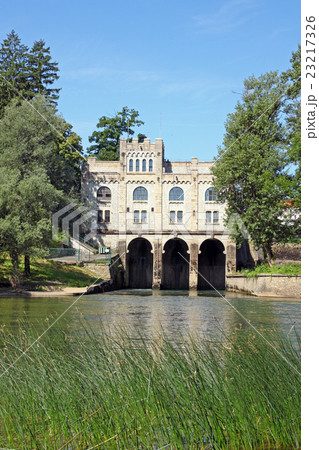 Hydroelectric power plant, Ozalj 23217326