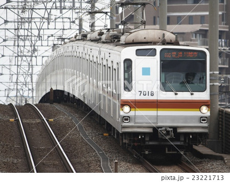 東武東上線直通：東京メトロ有楽町線7000系電車 23221713