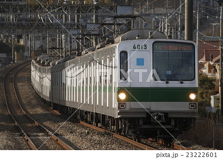 小田急多摩線を行く、千代田線6000系 小田急多摩線を行く、千代田線6000系 23222601