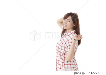 目覚めた若い女性 目覚めた若い女性 23222800