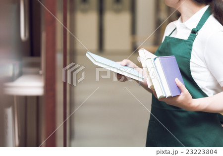 図書館 図書館 23223804