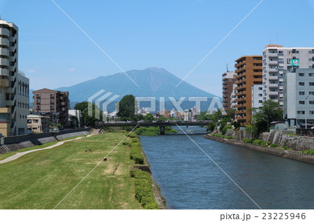 晴天の岩手山 晴天の岩手山 23225946