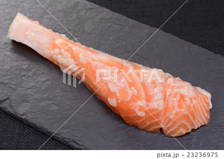 おいしい塩麹の鮭 23236975