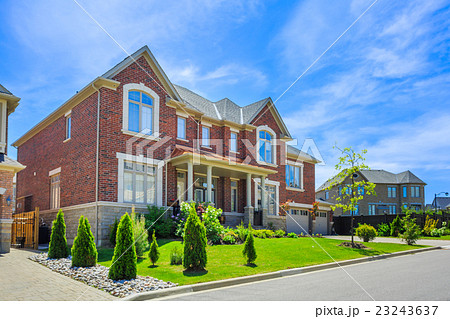 Custom built luxury house in the suburbs of 23243637