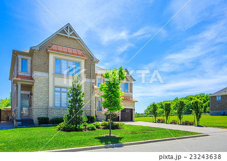 Custom built luxury house in the suburbs of 23243638