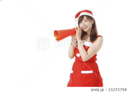 サンタ姿の若い女性 23255708