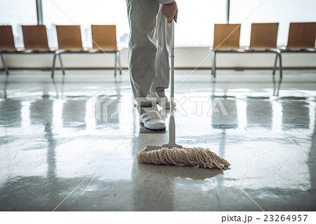 掃除スタッフ 23264957