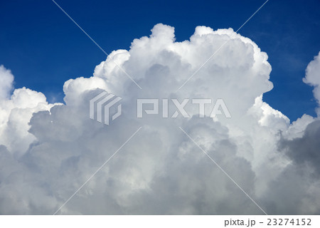 夏の雲 積乱雲 23274152