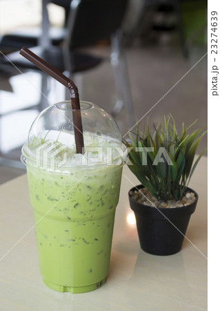 iced green tea with milk, smoothie iced green tea with milk, smoothie 23274639