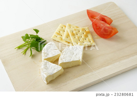 カマンベールチーズ 23280681