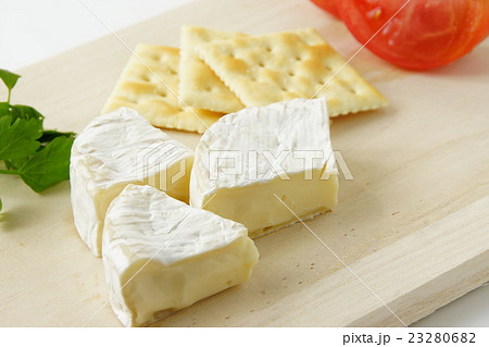 カマンベールチーズ 23280682