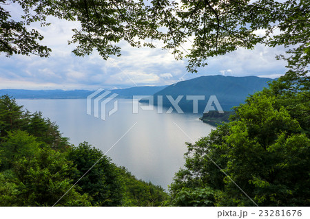 奥琵琶湖パークウェイ（滋賀県長浜市西浅井町） 23281676