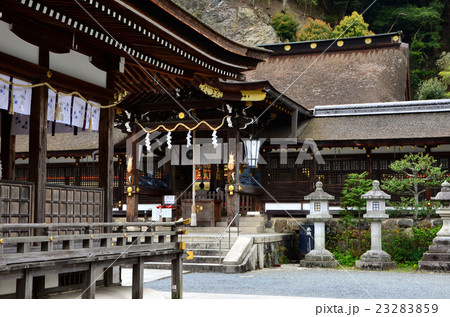 松尾大社 拝殿から社殿(2016.4) 松尾大社 拝殿から社殿(2016.4) 23283859