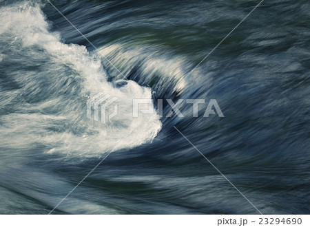 retro blurry twisted waves 23294690