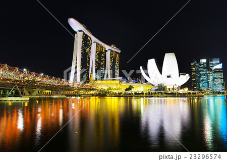 Landscape Singapore Marina Bay hotel museum bridge Landscape Singapore Marina Bay hotel museum bridge 23296574