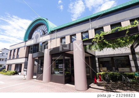 犬山市立図書館 本館 犬山市立図書館 本館 23298823