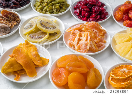 きれいなドライフルーツ Beautiful dried fruit きれいなドライフルーツ Beautiful dried fruit 23298894