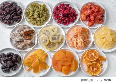 きれいなドライフルーツ　Beautiful dried fruit 23298901