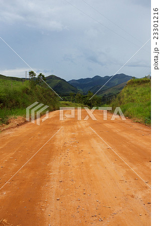 ground road through the mountains 23301216