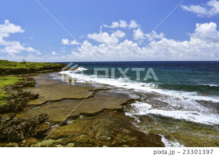 グアムの海岸線 23301397