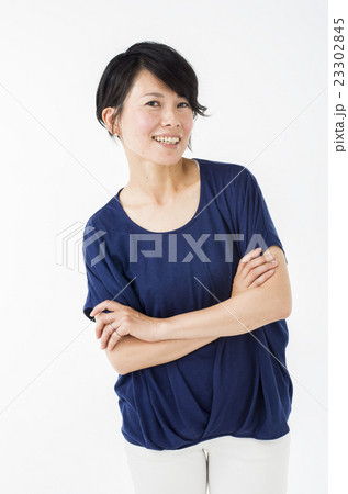 40代女性 23302845