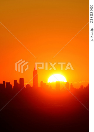 New York City sunrise silhouette New York City sunrise silhouette 23302930