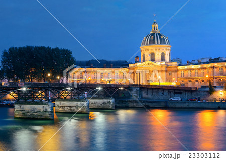 River Seine River Seine 23303112
