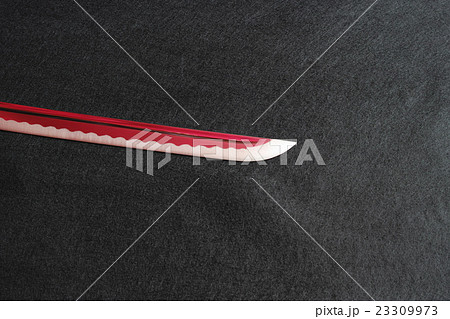 赤い刀身の日本刀 赤い刀身の日本刀 23309973